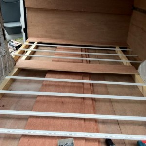 false floor with metal supports