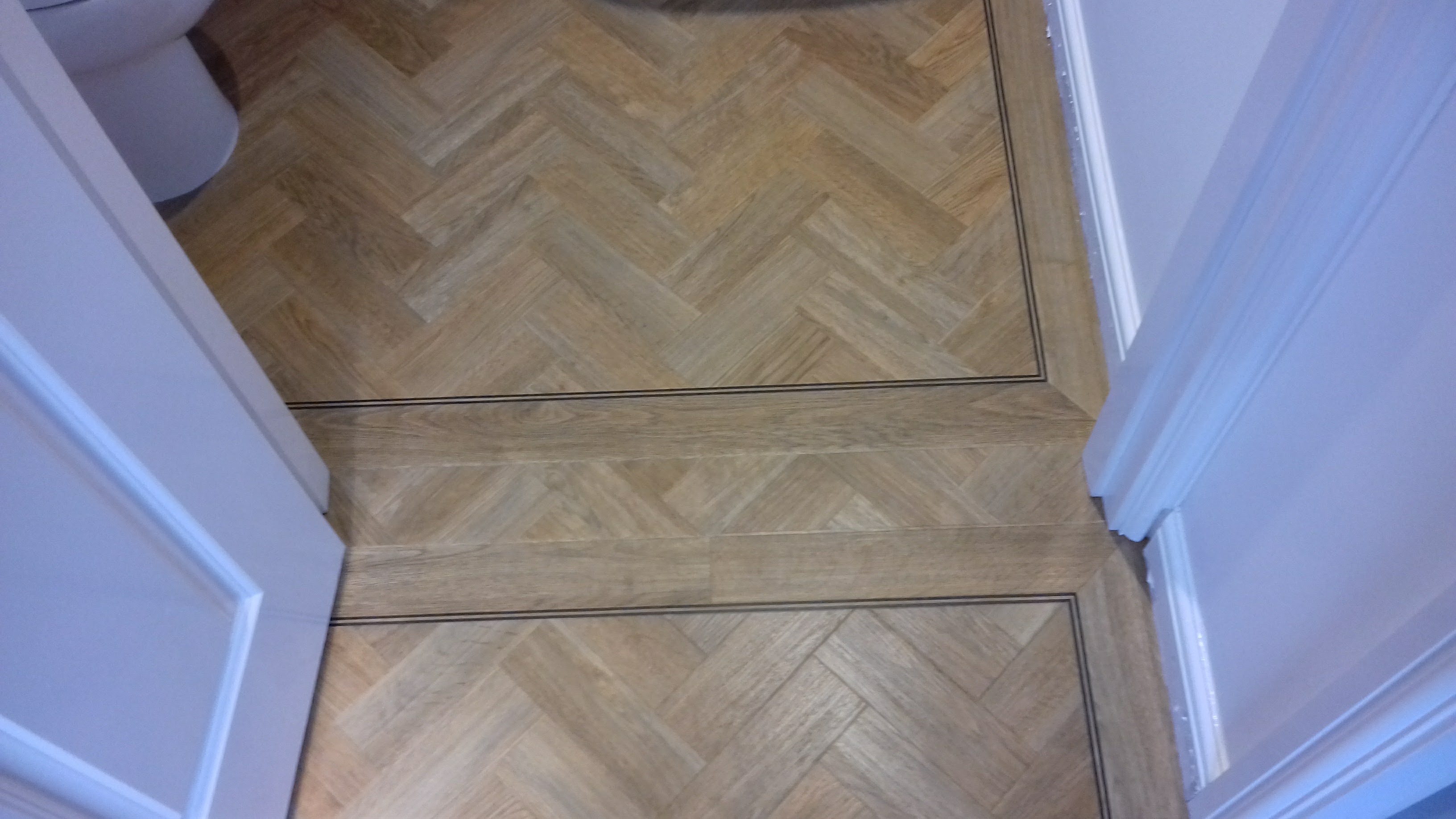 8EC6310D-17C0-47C8-9284-DEFE65EC5B73