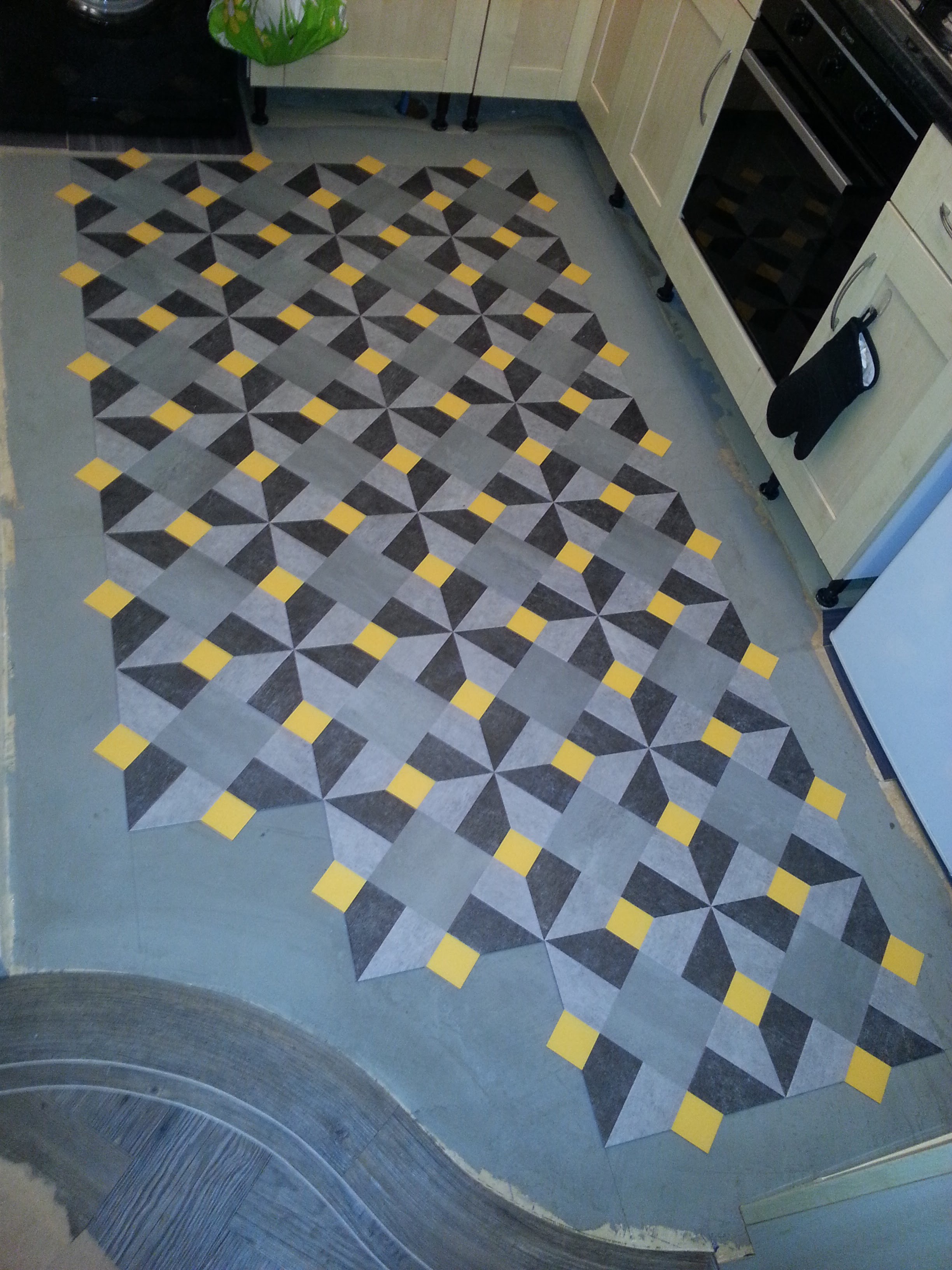 BAF9E43E-36DF-4543-A3AB-DF2EAC4B96DE