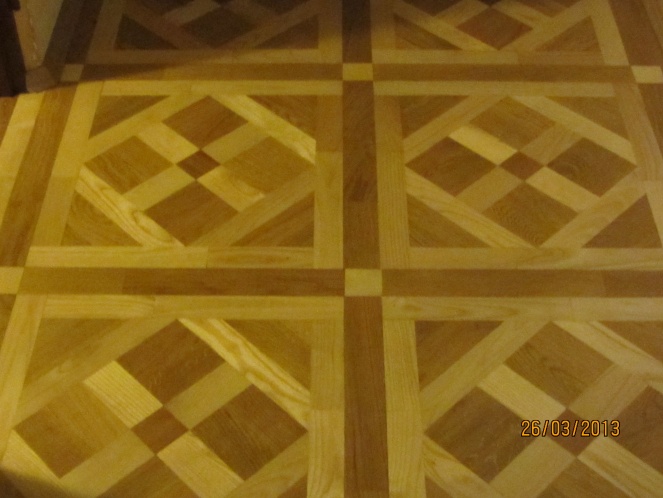Palace Pattern

 A classic and very beautiful design of the palace floors. It can be found in royal palaces and castles of Europe.
 Works on large surfaces. Create the perfect composition of modern and classics interiors.

 Material: oak, ash tree, elm.